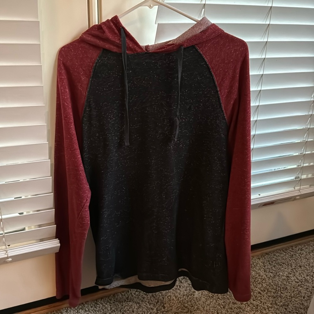 Volcom lite hoodie
